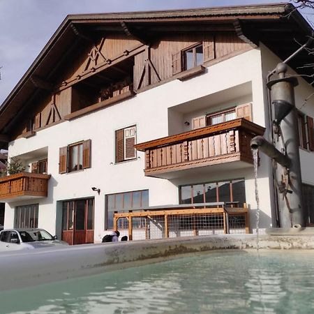 Appartamento Cologna Castelfondo Exteriér fotografie