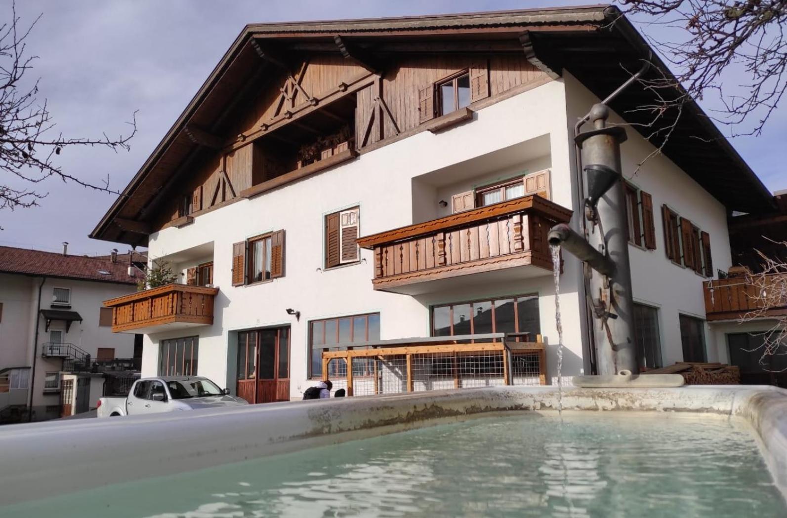 Appartamento Cologna Castelfondo Exteriér fotografie
